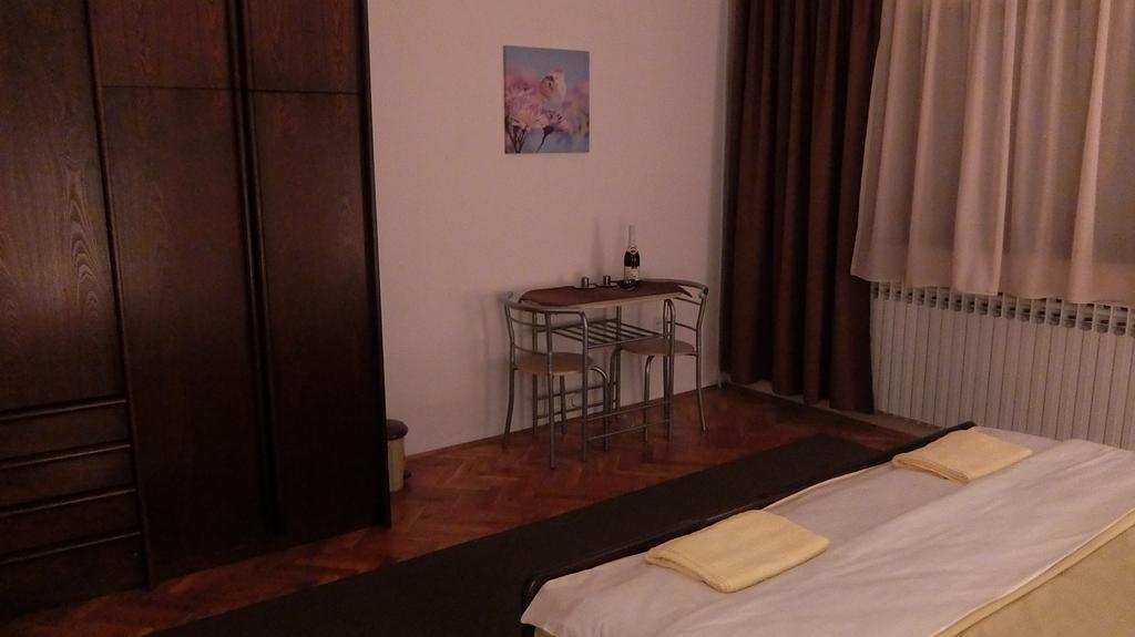 Apartment Rendulic Rakovica Δωμάτιο φωτογραφία